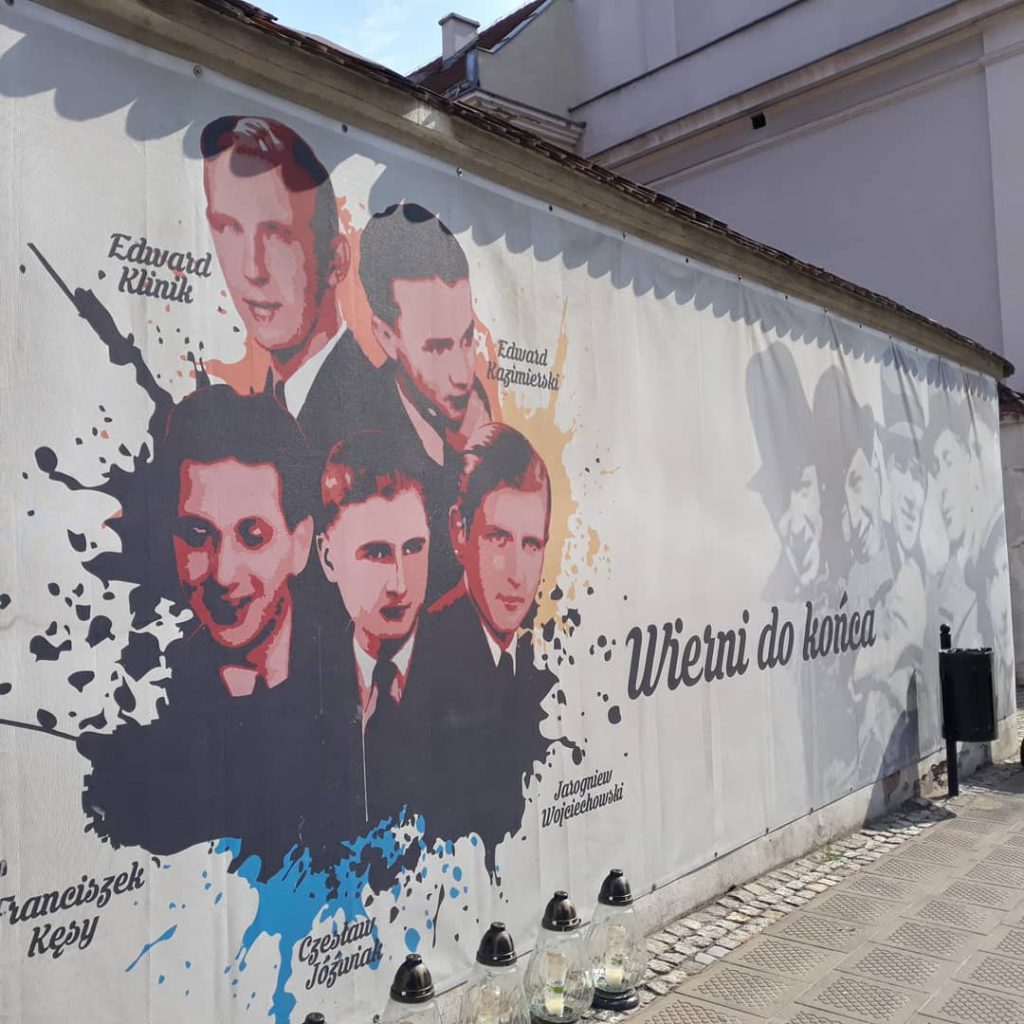 Ciekawe graffiti mural Poznań