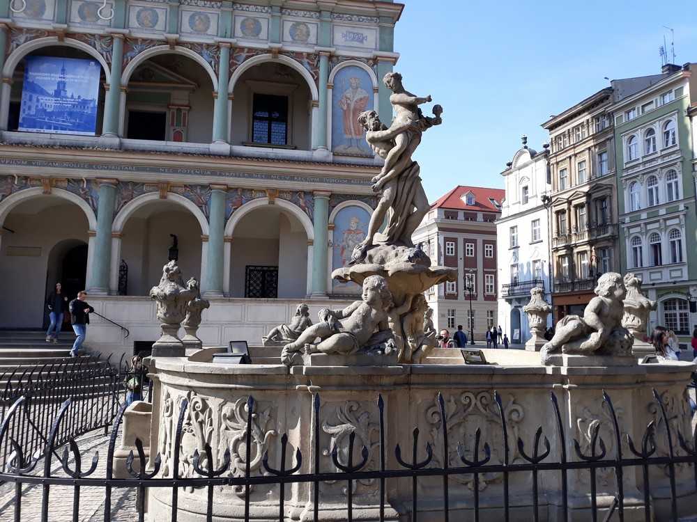 Stary rynek Poznań fontanna Prozerpiny