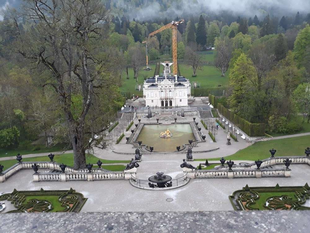 Pałac Linderhof – jedyny ukończony pałac Ludwika II Bawarskiego
