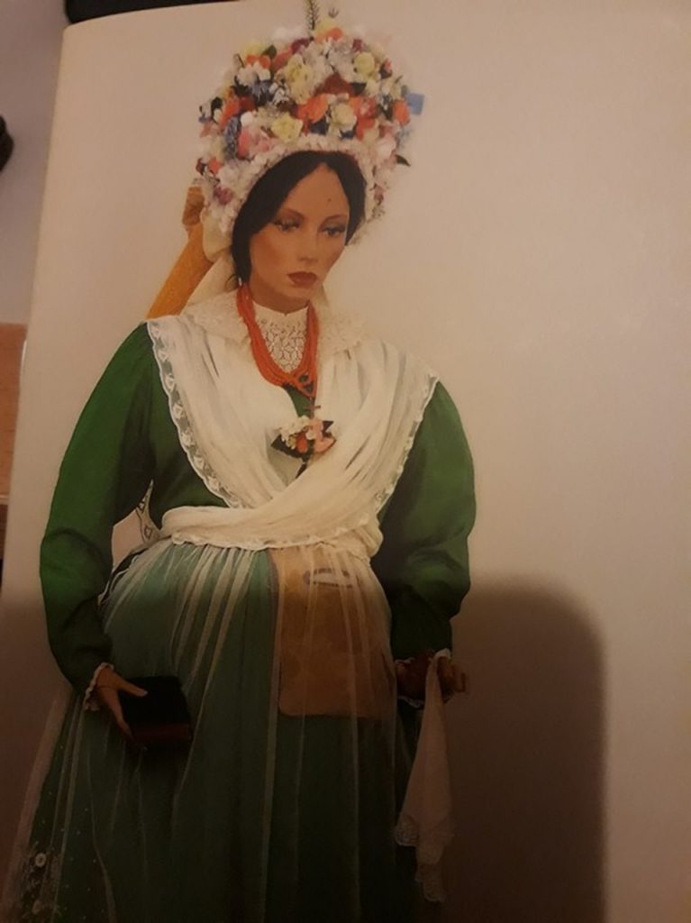Kobieta w stroju bamberki