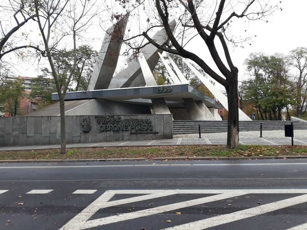 Pomnik Armii Poznań - upamiętniający bohaterów II wojny światowej