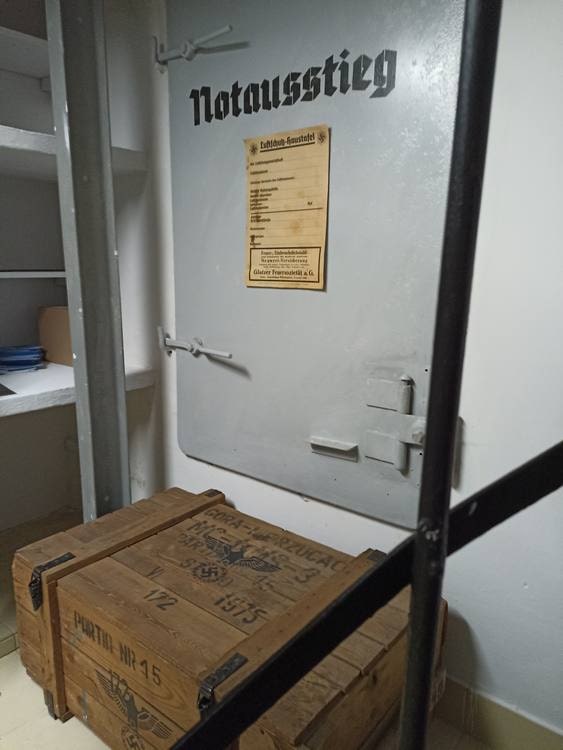 Schron Greisera pod willą Radia Poznań