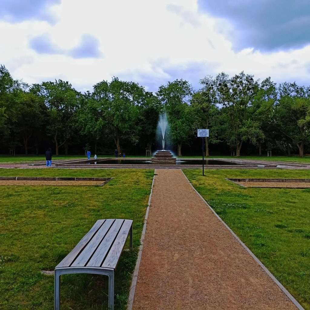 Dzieciniec pod Słońcem