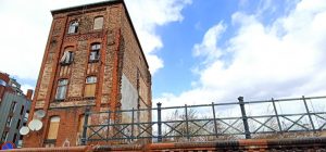 Zabytkowa kamienica przy Czartoria 5 Poznań