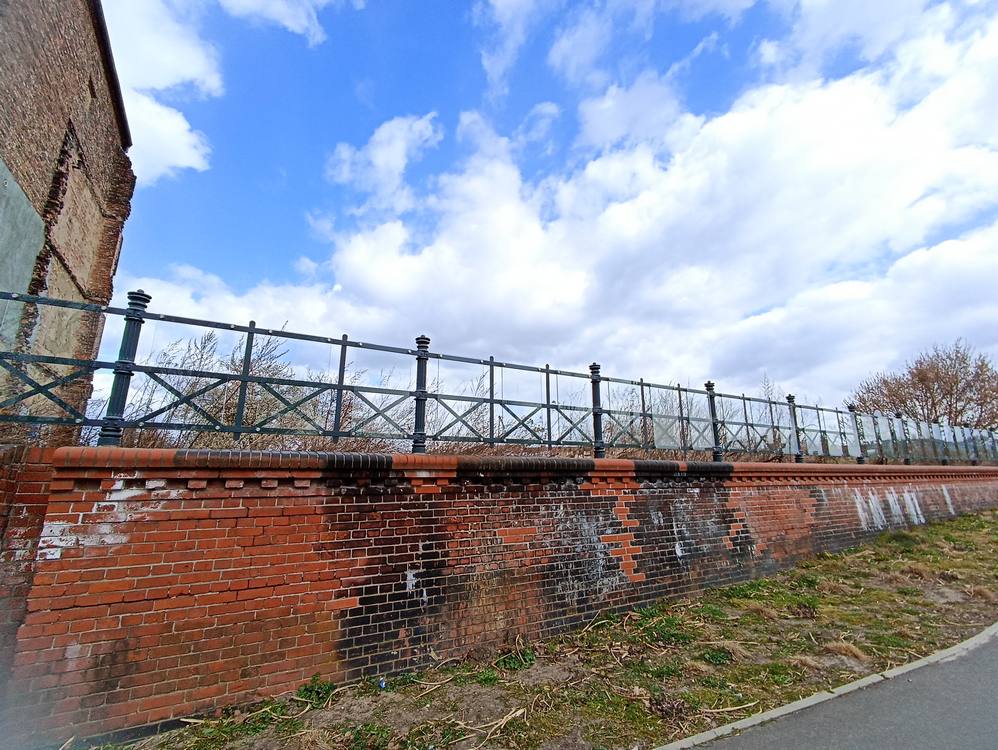 Zabytkowa kamienica przy Czartoria 5