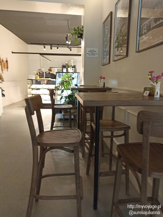 Wnętrze kawiarni Kociak w Poznaniu