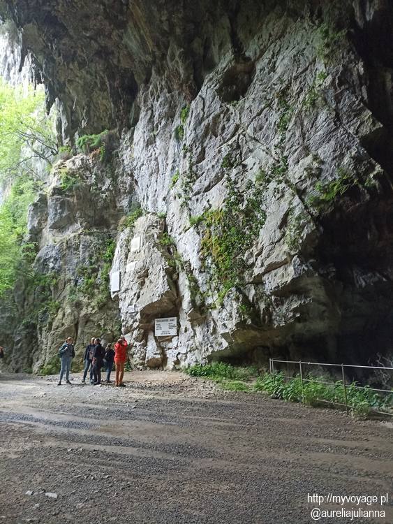 tablice upamiętniające odkrywców