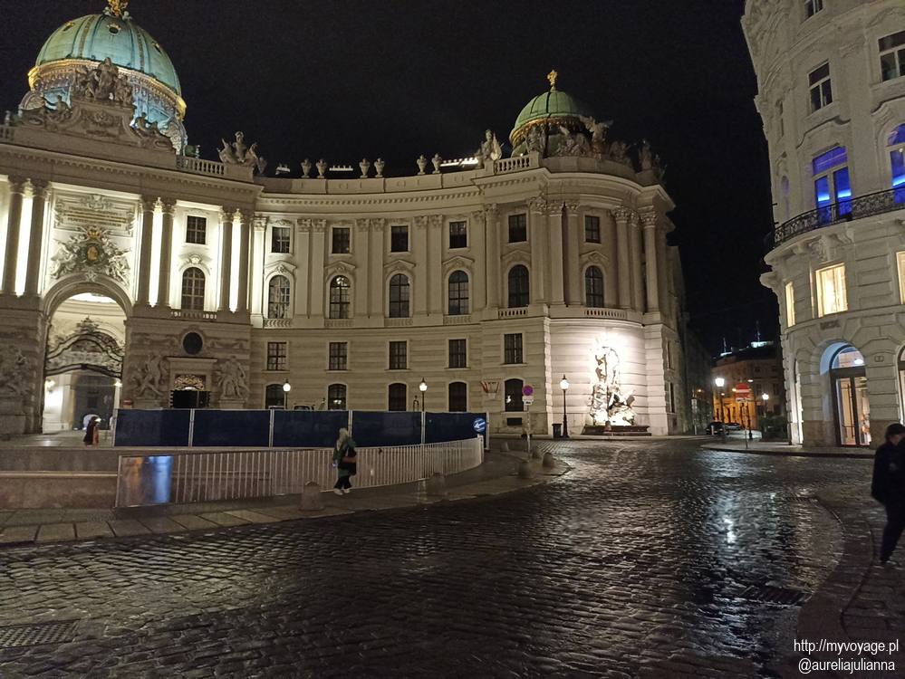 The Hofburg nocą Austria
