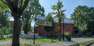 Księży Młyn - krótki spacer po zabytkowej części Łodzi
