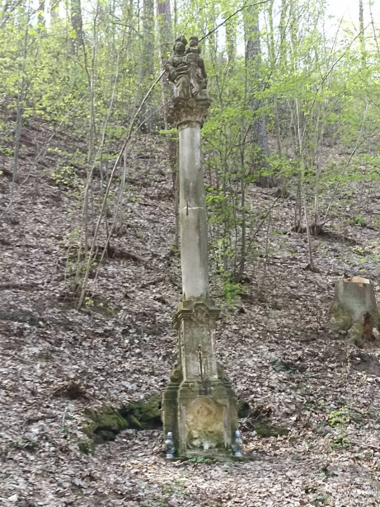 Droga krzyżowa na kalwarii w Bardo