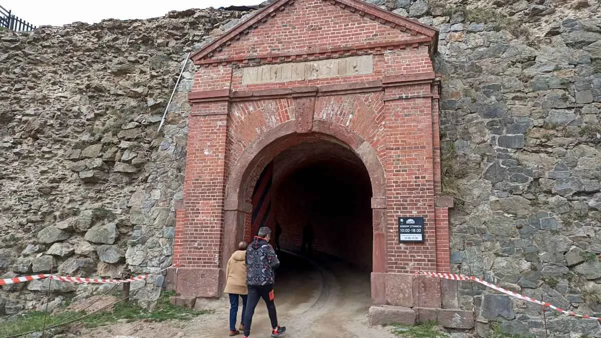 Twierdza Srebrna Góra – fortyfikacje Dolnego Śląska