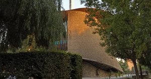 Kościół Matki Bożej Królowej Polski w Krakowie (Arka Pana)