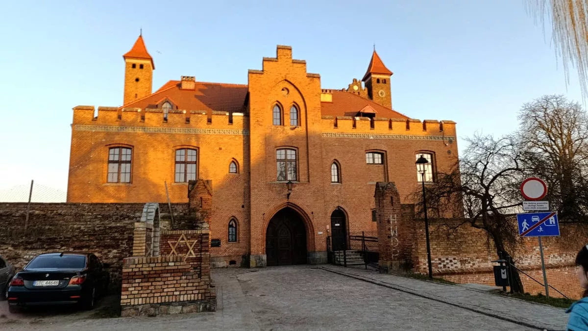 Pomnik upamiętniający społeczność żydowską w Gniewie