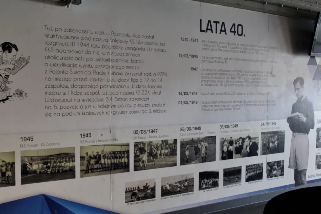 informacje na ścianach opowiadające historię stadionu