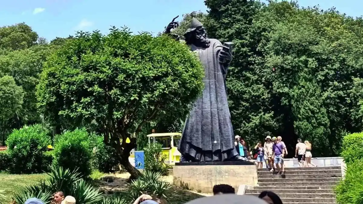 Pomnik Grgura Ninskiego w Splicie