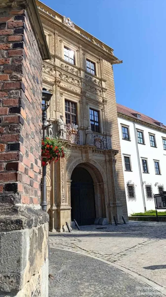 Brama wejściowa do zamku w Brzegu