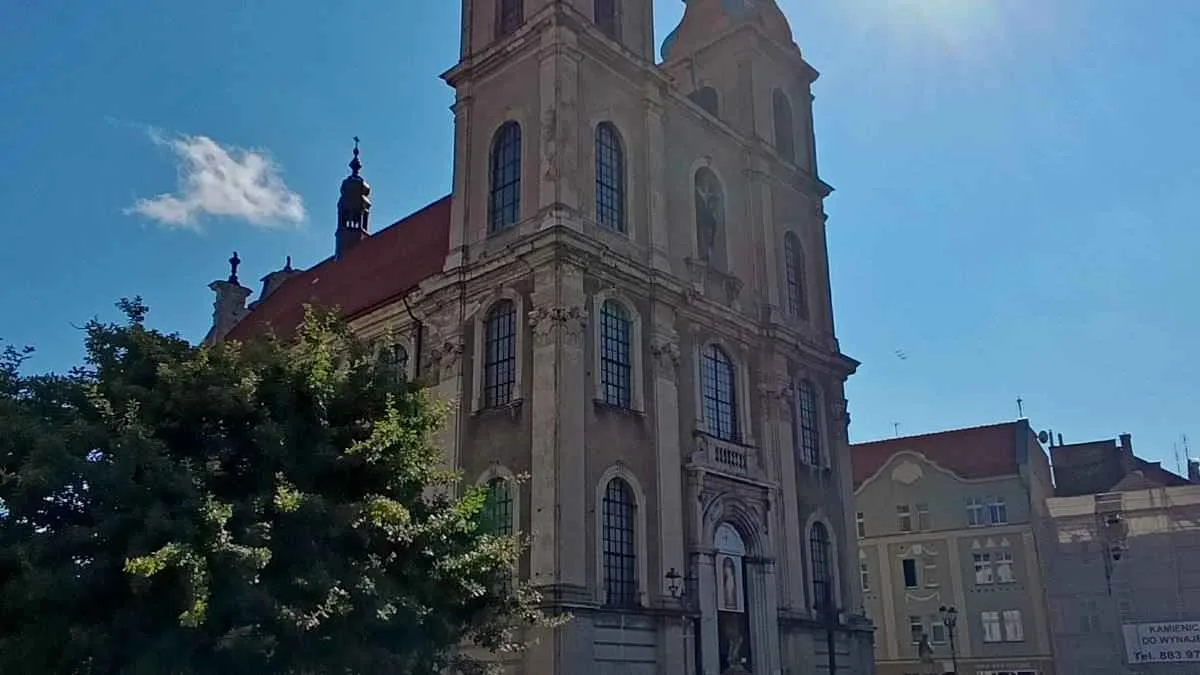 Kościół Podwyższenia Krzyża Świętego w Brzegu