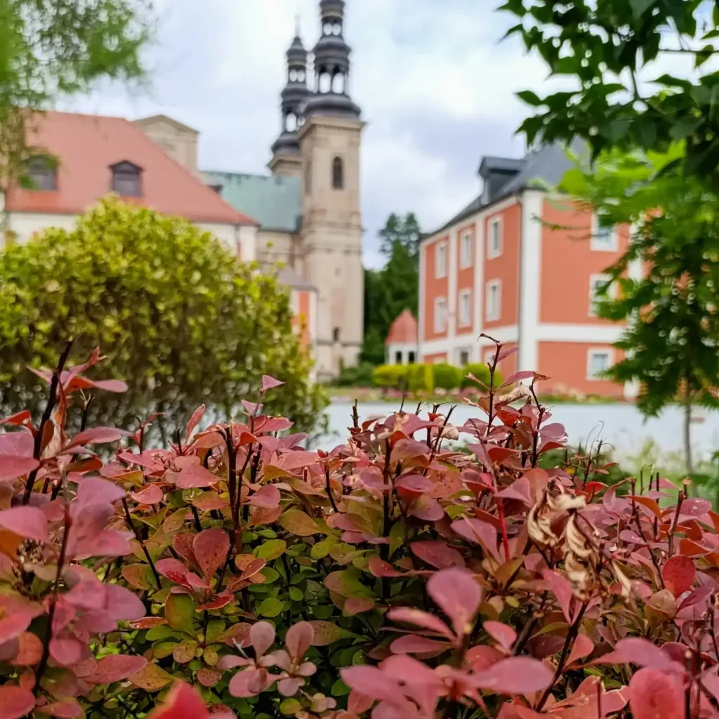budynki po klasztorne w Lądzie Wielkopolskim