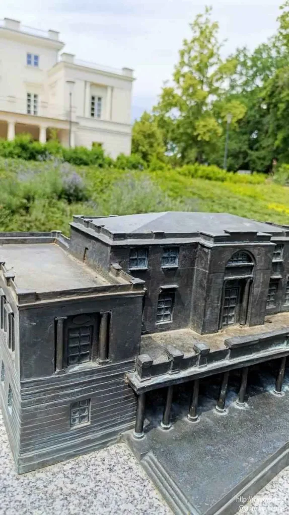 miniatura zamku w Jankowicach