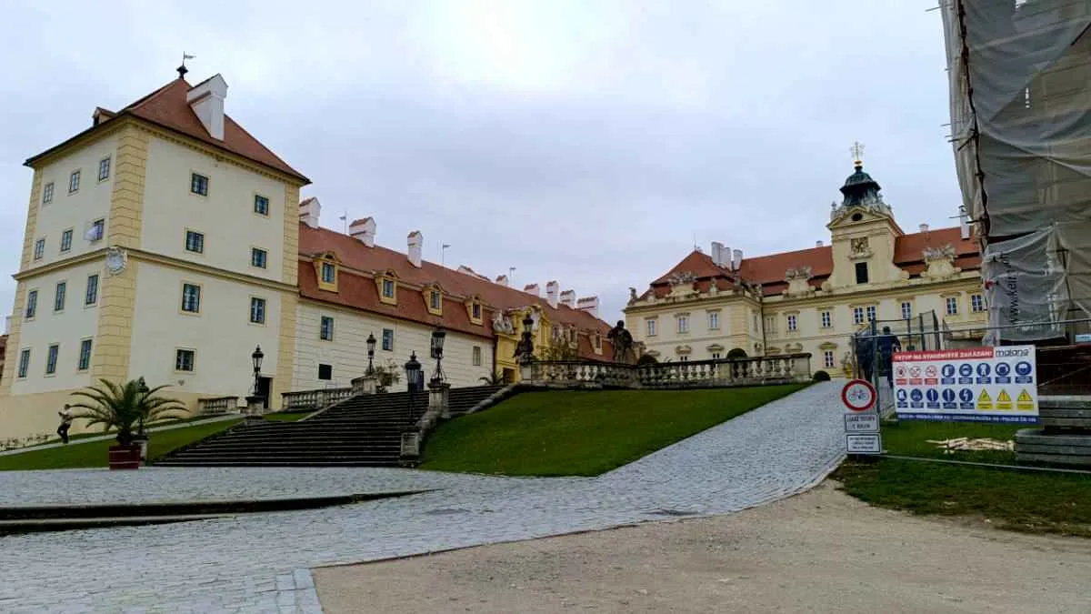 Valtice i Pałac Valtice - co warto zobaczyć?!