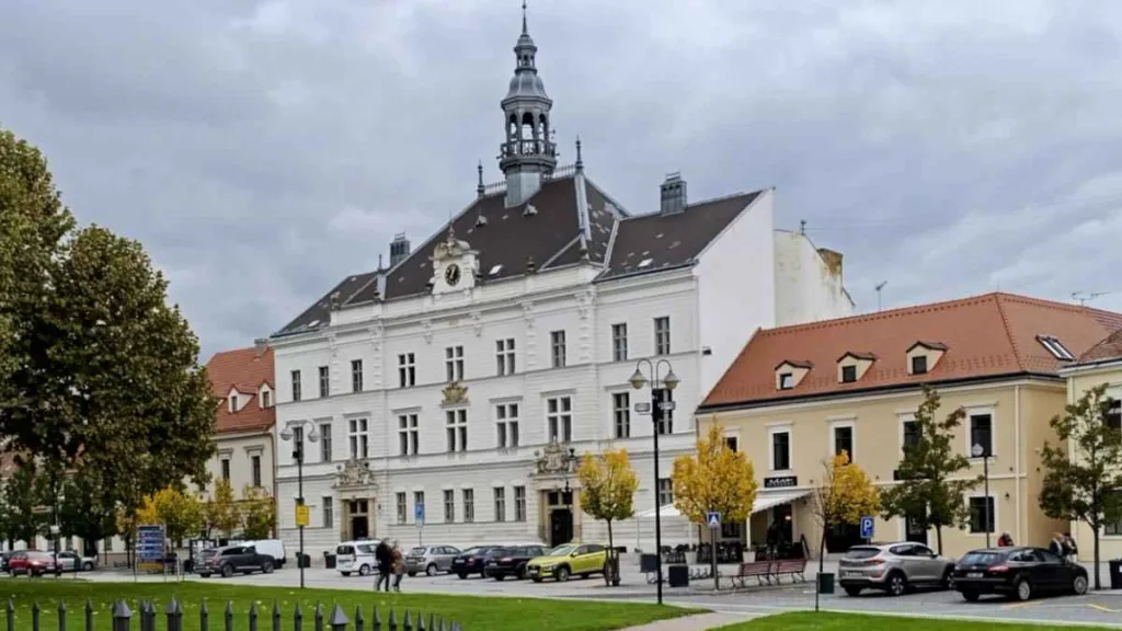 Městský úřad czyli urząd miasta Valtice